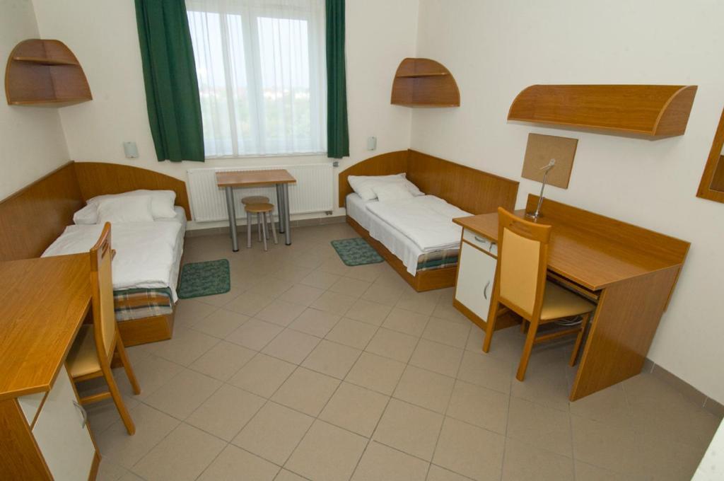 Karoly Robert Diakhotel Gyöngyös Pokoj fotografie
