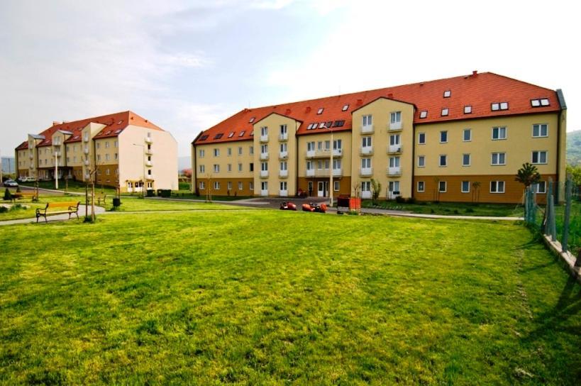 Karoly Robert Diakhotel Gyöngyös Exteriér fotografie